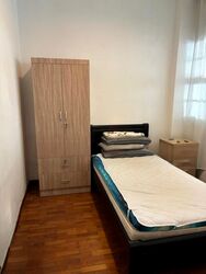 Highland Road (D19), Terrace #455652631